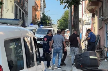 Simav’dan gelip Tavşanlı’da üzerine benzin döktü 