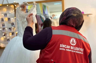 Sincan Belediyesi’nden ihtiyaç sahibi çiftlere gelinlik desteği 