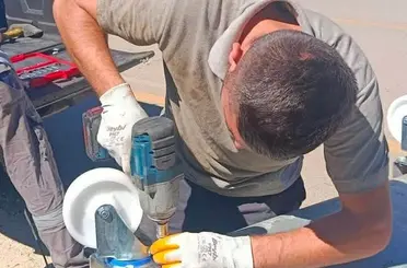 Sinop’ta hasarlı çöp konteynerlerine yerinde onarım
