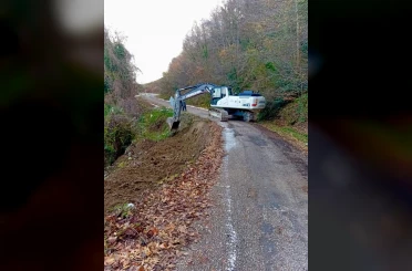 Sinop’ta heyelan önleme mesaisi 