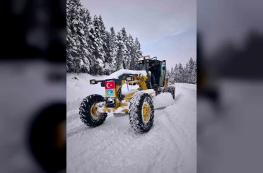Sinop’ta karla mücadele: 4 bin km yol açıldı 