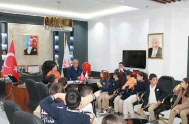Sinop’ta öğrenciler devlet kurumlarının işleyişini yerinde öğrendi 