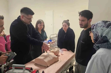 Sinop’ta sağlıkçılara "ileri yaşam desteği" eğitimi 