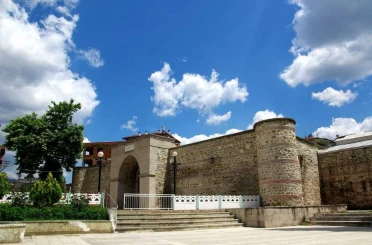 Sinop’taki 3 tarihi yapı kütüphane oluyor 
