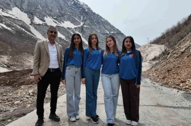 Şırnaklı köy çocuklarına anlamlı hediye 