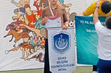 Sivaslı okçu Türkiye kürsüsünde 