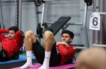 Sivasspor salonda çalıştı 