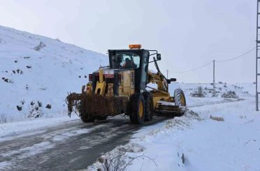 Sivas’ta 91 yerleşim yerinin yolu ulaşıma kapalı 