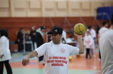 Sivas’ta özel gereksinimli bireyler sporla buluştu 