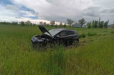 Sivas’ta trafik kazası: 1’i çocuk 3 yaralı 