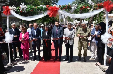 Siverek’te hayat boyu öğrenme haftasında el emeği ürünler sergilendi 