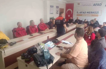 Sivil toplum kuruluşlarına ’Tehlikeli Maddelere Müdahale’ eğitimi verildi 