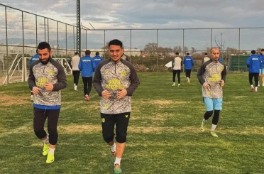 Söğütspor’un Antalya kampı başladı 