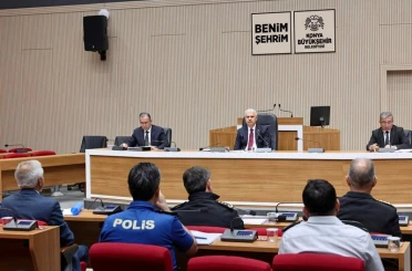 Sokak hayvanları ile toplantı Vali Akın başkanlığında gerçekleştirildi