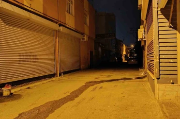Sokak ortasında silahlı saldırıya uğrayan genç kadın hayatını kaybetti 