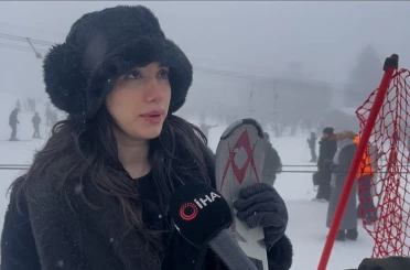Sömestr tatilinde Uludağ’a büyük ilgi, pistler hınca hınç doldu 