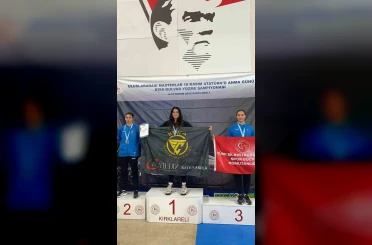 Sudenas Çakmak, 3 kez Türkiye rekoru kırdı 