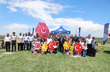 Sultan Sazlığı’nda uçurtma şenliği düzenlendi 