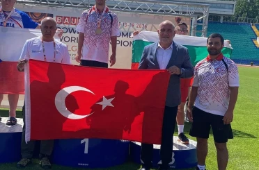Sultangazili milli sporcu dünya şampiyonu 