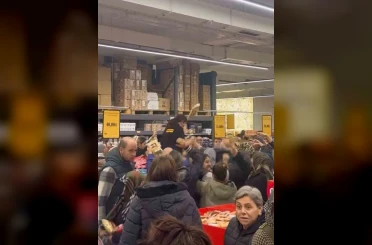 Süpermarkette kampanya izdihama yol açtı 