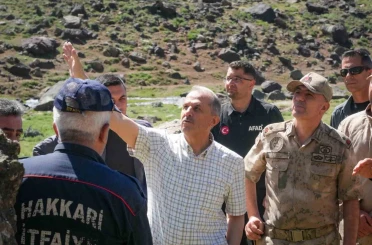 Süpha Dürek Dağı’nda kayıp dağcıyı arama çalışmaları sürüyor 