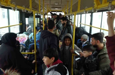 Suriyelilerin gönüllü geri dönüşleri hızlandı 