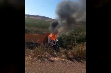 Takla atan kamyonun sürücüsü yanarak hayatını kaybetti 