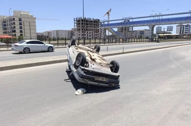 Takla atan otomobilin sürücüsü yaralandı 