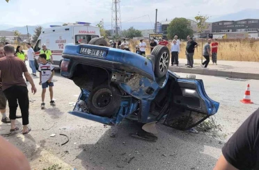 Takla atarak karşı yöne geçti: 2 yaralı 