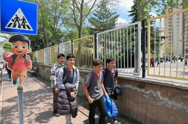 Talas’ta okul geçitleri hem sevimli hem güvenli 
