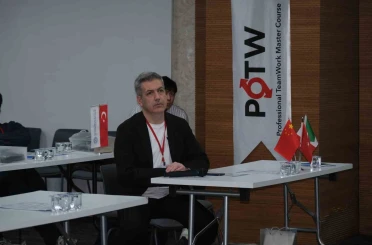 Tam tıkalı damarlar için yeni teknolojiler canlı vakalarla anlatıldı 