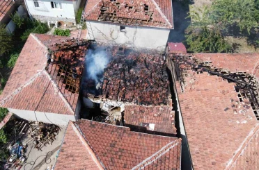 Tandırda çıkan yangın 3 evi küle çeviriyordu 
