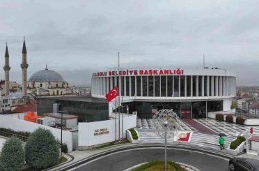 Tanju Özcan: "Bolu’da 3 gün boyunca tüm eğlence etkinlikleri iptal edildi" 