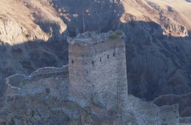 Tarihi Şeytan Kalesi havadan görüntülendi 