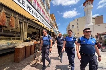Tarsus’ta kaldırım işgallerine sıkı denetim 