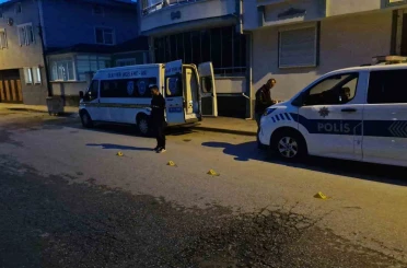 Tartıştığı şahsı bacağından bıçakladı 