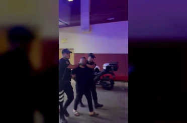 Taziye evinde husumetlilerini tabancayla kovalayan şüpheli gözaltına alındı 