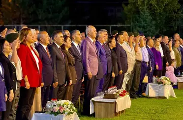 TBMM Baskanı Kurtulmuş: "Artık önümüzde yeni bir kapı açılmış, yeni bir yolun başlangıcındayız"
