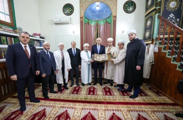 TBMM Başkanı Kurtulmuş’tan Bükreş’te Carol-Hunchiar Camii’ne ziyaret 