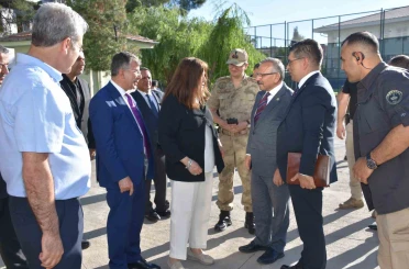 TBMM Komisyonu, saldırının yaşandığı okulu ziyaret ederek yetkililerden bilgi aldı 