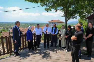 TBMM Yapay Zeka Araştırma Komisyonu Başkanı Dönmez ve Sarıeroğlu, Konuralp Antik Kenti’ni gezdi 