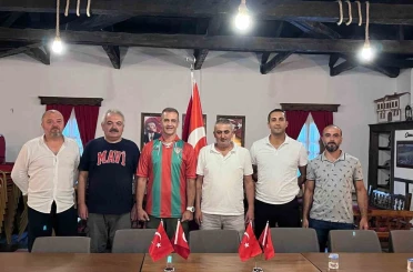 Tecrübeli teknik adam Osmanelispor ile anlaştı 