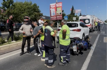 Tekirdağ’da motosiklet yayaya yol veren araca çarptı 