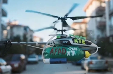 TEKNOFEST’te tanışan iki engelli arkadaş, insansız yangın söndürme helikopteri geliştirdi