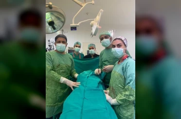 Tıpta ender rastlanan dev tümör ameliyatla çıkarıldı