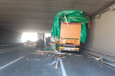 Tırları dar sokaklara sokan navigasyon tehlikesi 