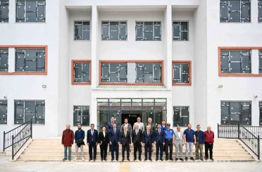 TOKİ Pınarhisar Ortaokulu inşaatı tamamlanma aşamasında 
