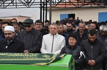 Tomarza Büyükcanlı Mahalle Muhtarı son yolculuğuna uğurlandı 