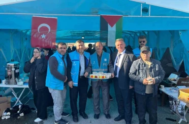 Tomarza’da Gazze için hayır panayırı yapıldı 