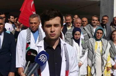 Trabzon’da doktor adaylarından "Hayat Kurtaran Eller Gazze’deki Katliama Susamaz" protestosu 